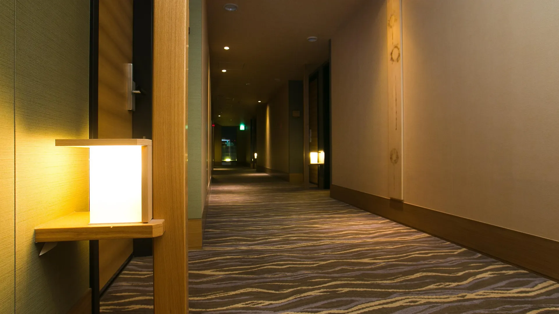 ****  Hotel Niwa Tōkyō Japon