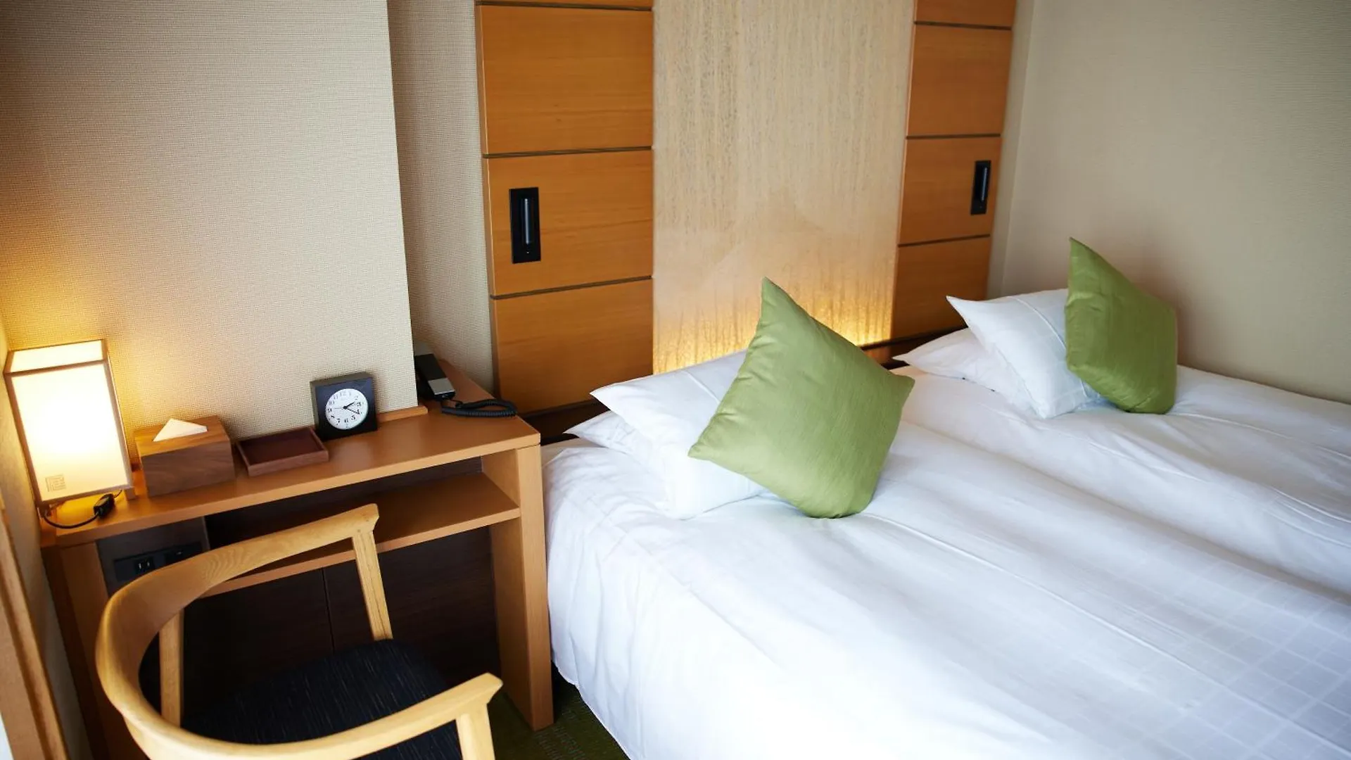 ****  Hotel Niwa Tōkyō Japon